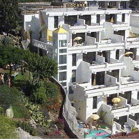 Mocanes Apartment